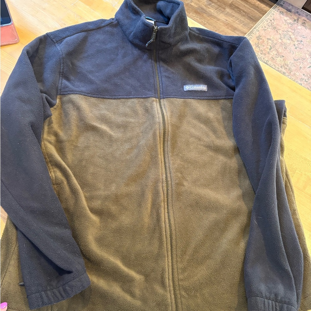 Columbia Men's Black and Olive Performance Jacket